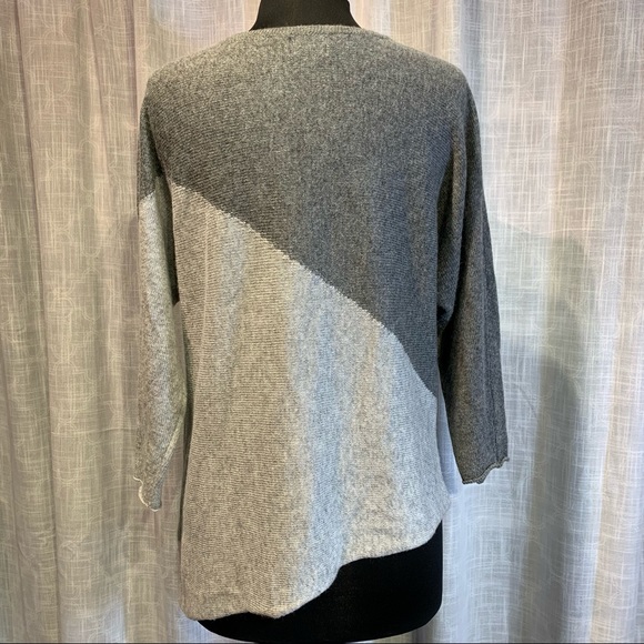 Market & Spruce Cashmere blend Asymmetric 2 tone gray sweater; MEDIUM - Picture 6 of 8